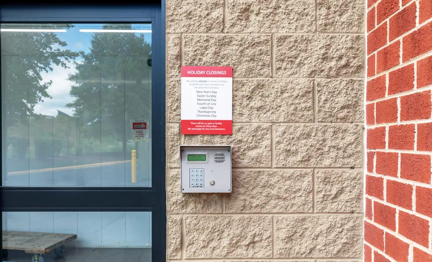 Electronic keypad access for secure self storage on Russell Branch Pkwy in Ashburn VA