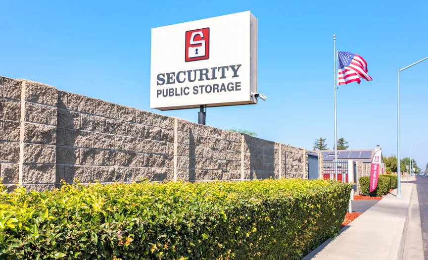 Street view of Security Public Storage sign and facility along Oakdale Road in Riverbank