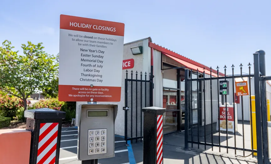 Electronic keypad entry at Security Public Storage on the Shaw Avenue corridor in Fresno
