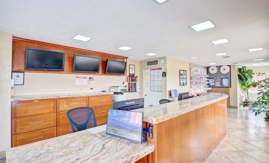 Main office with onsite managers at Security Public Storage in South Salinas