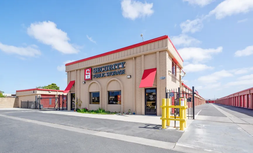 Street view of Security Public Storage, a secure self storage facility in South Salinas near Salinas Sports Complex